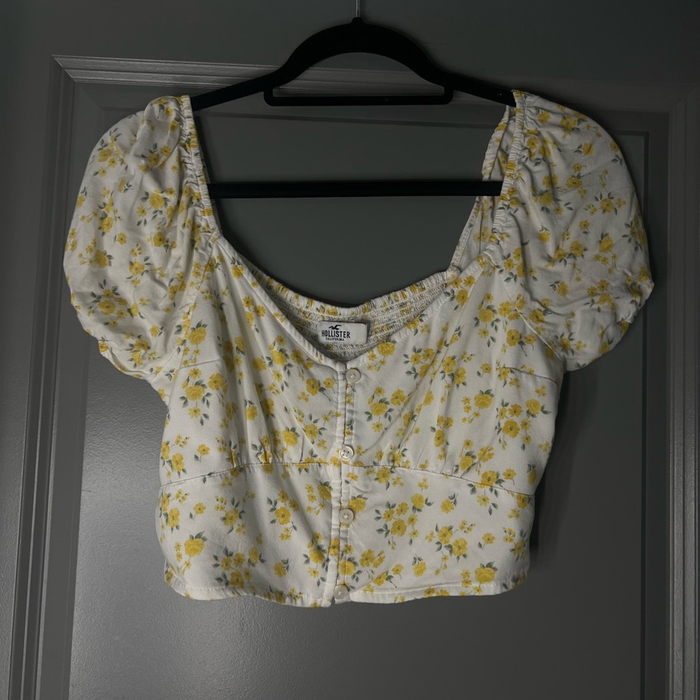 White and yellow floral Hollister shirt